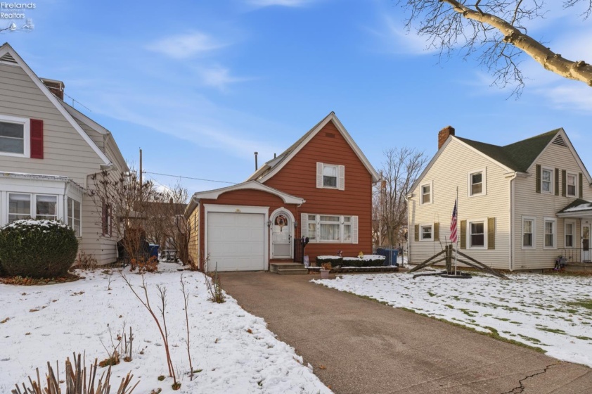 412 Kentucky Avenue, Lorain, 44052, 2 Bedrooms Bedrooms, ,2 BathroomsBathrooms,Residential,For Sale,Kentucky,20254740