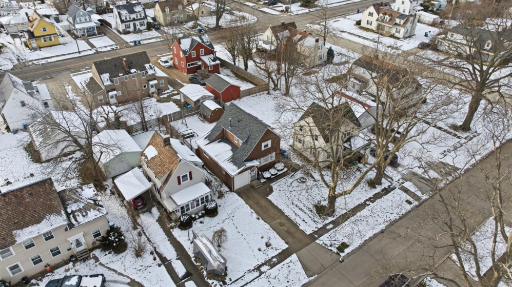 412 Kentucky Avenue, Lorain, 44052, 2 Bedrooms Bedrooms, ,2 BathroomsBathrooms,Residential,For Sale,Kentucky,20254740