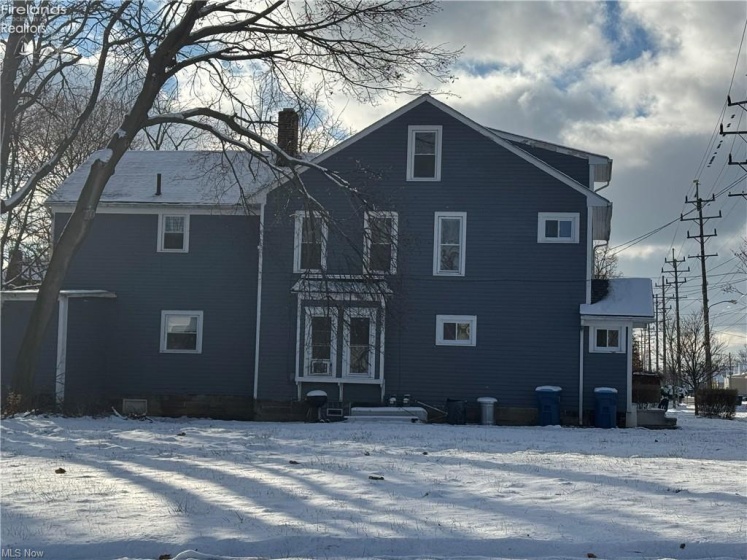 517 Oberlin Avenue, Lorain, 44052, ,Multiple Units,For Sale,Oberlin,20254745