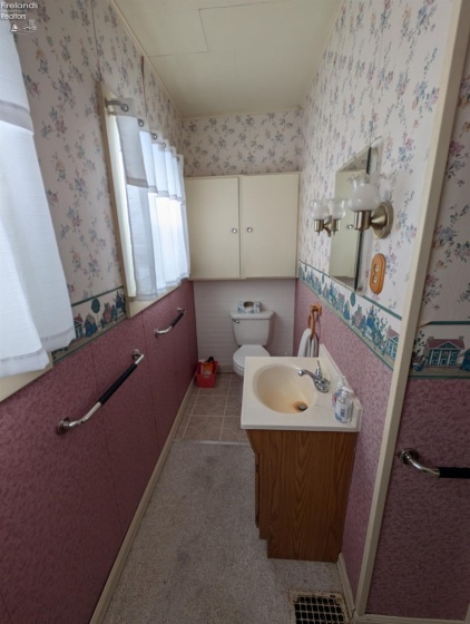 301 Washington Street, Republic, 44867, ,Multiple Units,For Sale,Washington,20254748