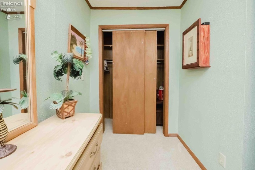 5491 Center Lane, Port Clinton, 43452, 2 Bedrooms Bedrooms, ,1 BathroomBathrooms,Residential,For Sale,Center,20254749