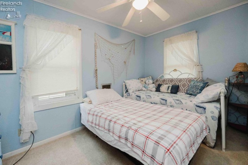 5491 Center Lane, Port Clinton, 43452, 2 Bedrooms Bedrooms, ,1 BathroomBathrooms,Residential,For Sale,Center,20254749