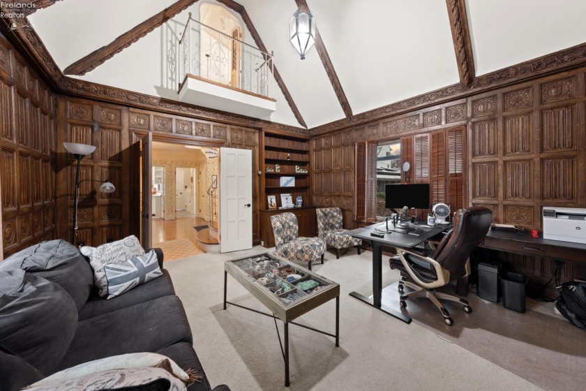 13904 Edgewater, Lakewood, 44107, 6 Bedrooms Bedrooms, ,9 BathroomsBathrooms,Residential,For Sale,Edgewater,20254710