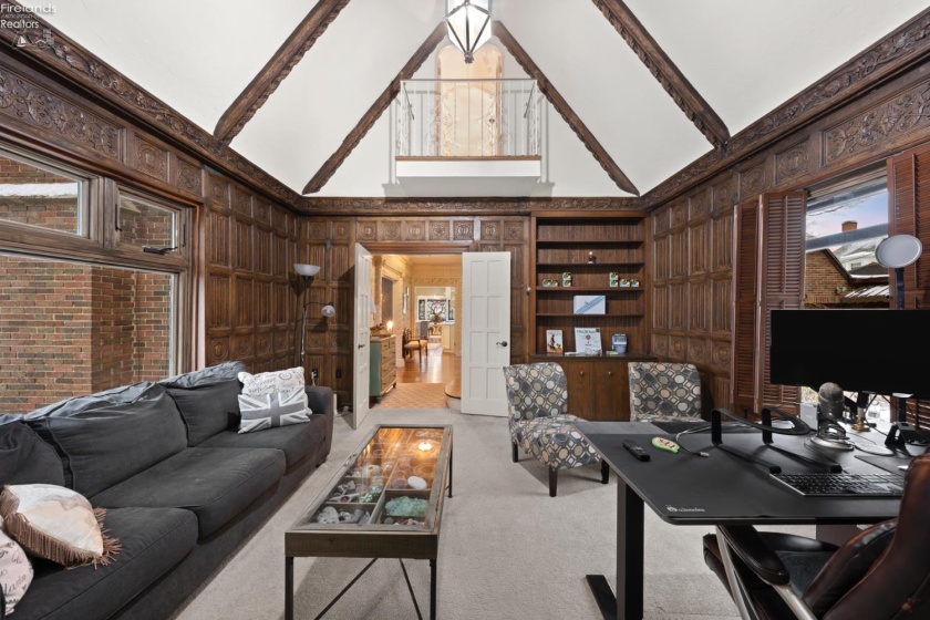 13904 Edgewater, Lakewood, 44107, 6 Bedrooms Bedrooms, ,9 BathroomsBathrooms,Residential,For Sale,Edgewater,20254710