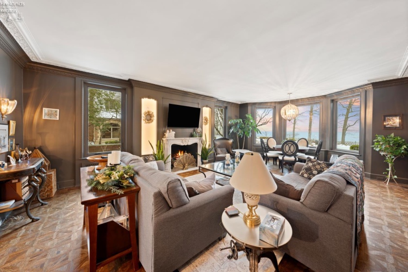 13904 Edgewater, Lakewood, 44107, 6 Bedrooms Bedrooms, ,9 BathroomsBathrooms,Residential,For Sale,Edgewater,20254710