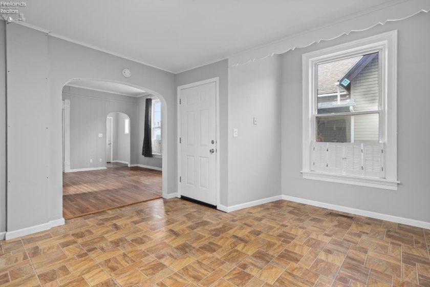 528 Central Avenue, Sandusky, 44870, ,Multiple Units,For Sale,Central,20254757