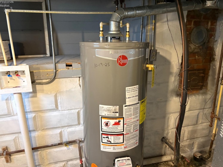 15 Minard Place, Norwalk, 44857, 2 Bedrooms Bedrooms, ,2 BathroomsBathrooms,Residential,For Sale,Minard,20254259