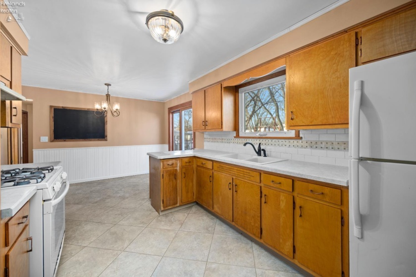 1816 36th Street, Lorain, 44053, 3 Bedrooms Bedrooms, ,2 BathroomsBathrooms,Residential,For Sale,36th,20254758