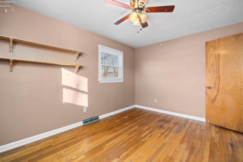 1816 36th Street, Lorain, 44053, 3 Bedrooms Bedrooms, ,2 BathroomsBathrooms,Residential,For Sale,36th,20254758