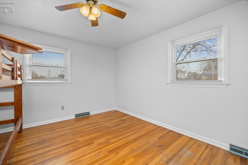 1816 36th Street, Lorain, 44053, 3 Bedrooms Bedrooms, ,2 BathroomsBathrooms,Residential,For Sale,36th,20254758