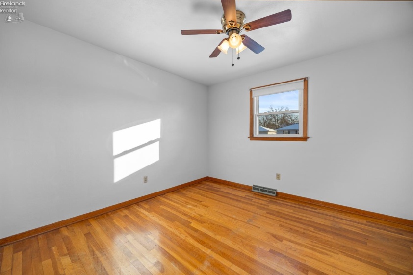 1816 36th Street, Lorain, 44053, 3 Bedrooms Bedrooms, ,2 BathroomsBathrooms,Residential,For Sale,36th,20254758