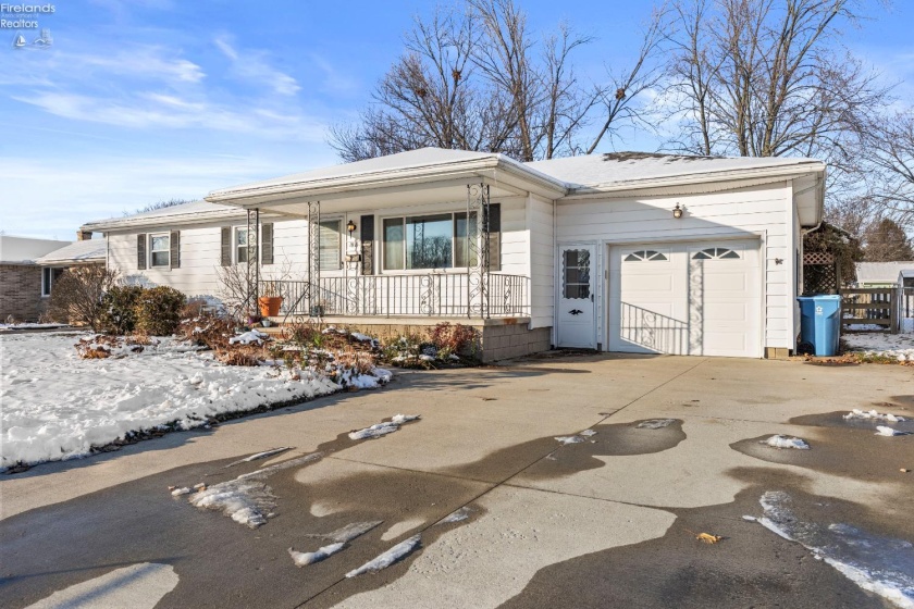 1816 36th Street, Lorain, 44053, 3 Bedrooms Bedrooms, ,2 BathroomsBathrooms,Residential,For Sale,36th,20254758