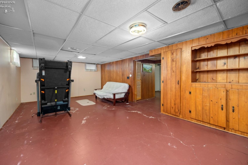 1816 36th Street, Lorain, 44053, 3 Bedrooms Bedrooms, ,2 BathroomsBathrooms,Residential,For Sale,36th,20254758