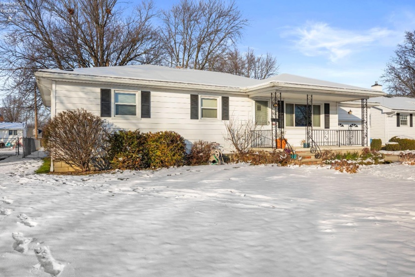 1816 36th Street, Lorain, 44053, 3 Bedrooms Bedrooms, ,2 BathroomsBathrooms,Residential,For Sale,36th,20254758