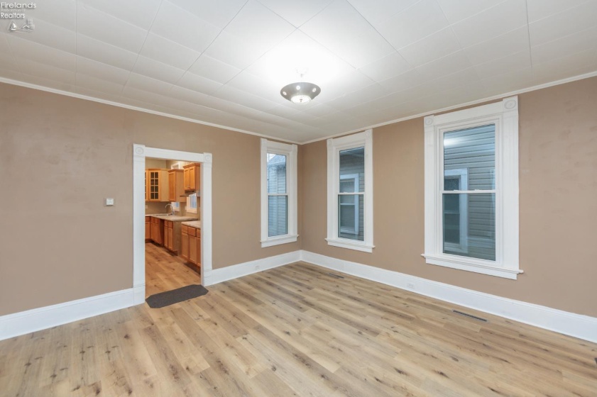 306 Tyler Street, Sandusky, 44870, 3 Bedrooms Bedrooms, ,1 BathroomBathrooms,Residential,For Sale,Tyler,20254738