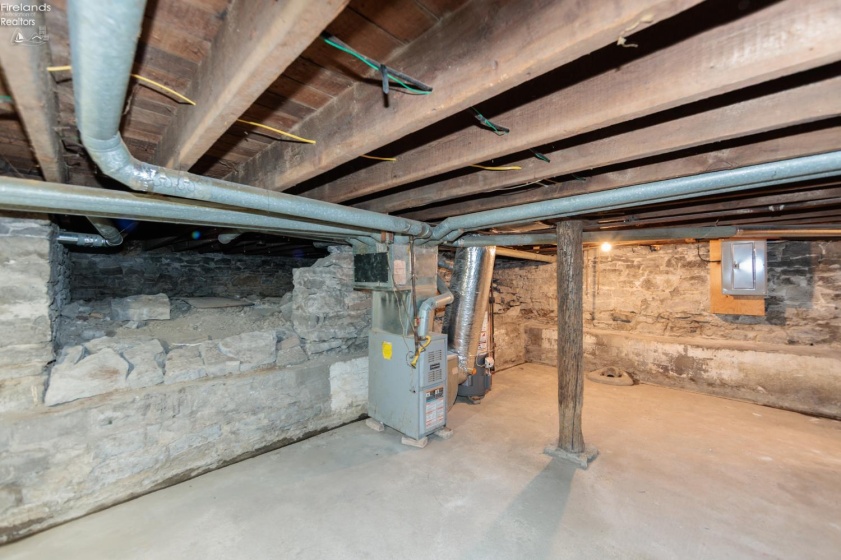 306 Tyler Street, Sandusky, 44870, 3 Bedrooms Bedrooms, ,1 BathroomBathrooms,Residential,For Sale,Tyler,20254738