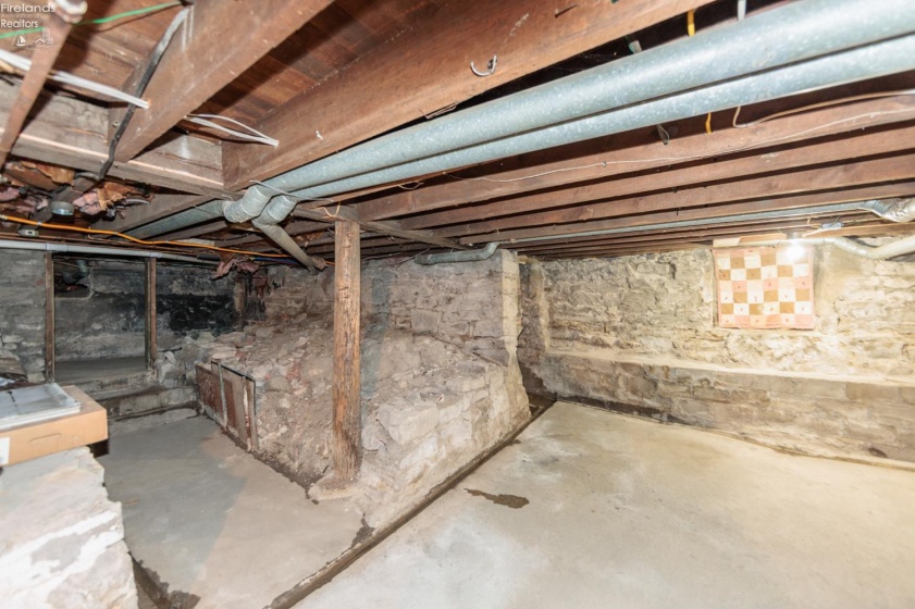 306 Tyler Street, Sandusky, 44870, 3 Bedrooms Bedrooms, ,1 BathroomBathrooms,Residential,For Sale,Tyler,20254738