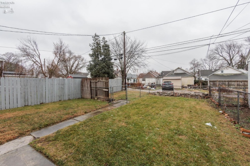 306 Tyler Street, Sandusky, 44870, 3 Bedrooms Bedrooms, ,1 BathroomBathrooms,Residential,For Sale,Tyler,20254738