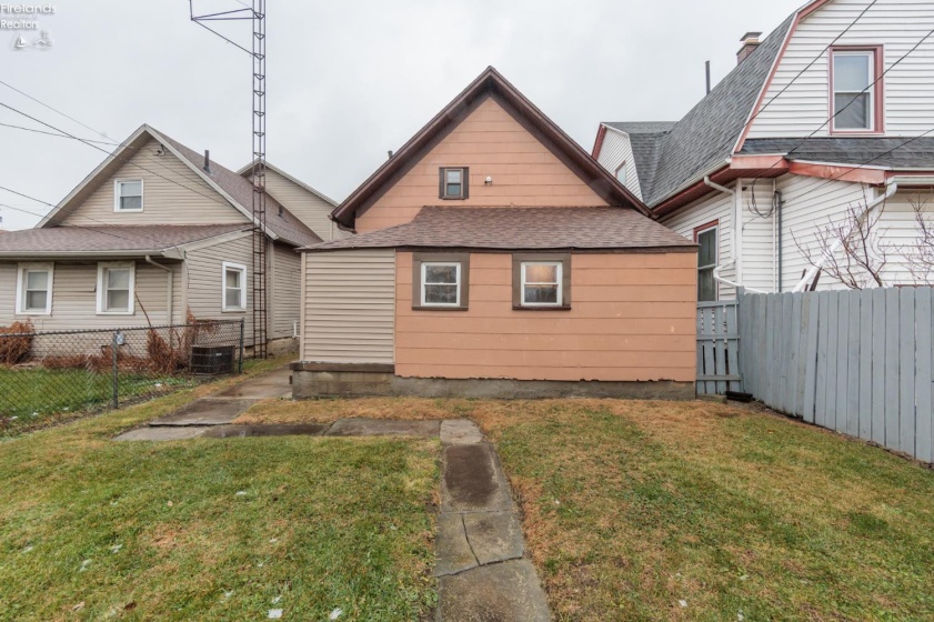 306 Tyler Street, Sandusky, 44870, 3 Bedrooms Bedrooms, ,1 BathroomBathrooms,Residential,For Sale,Tyler,20254738