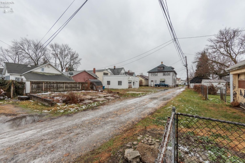 306 Tyler Street, Sandusky, 44870, 3 Bedrooms Bedrooms, ,1 BathroomBathrooms,Residential,For Sale,Tyler,20254738