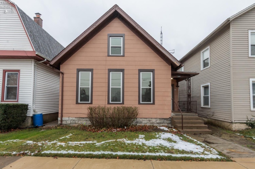 306 Tyler Street, Sandusky, 44870, 3 Bedrooms Bedrooms, ,1 BathroomBathrooms,Residential,For Sale,Tyler,20254738
