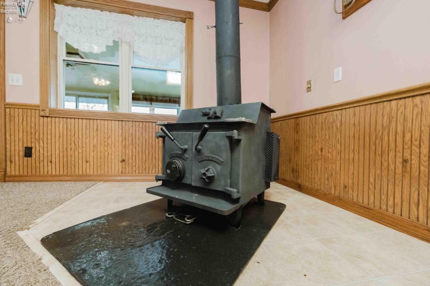 712 Tiffin Street, Fostoria, 44830, 4 Bedrooms Bedrooms, ,1 BathroomBathrooms,Residential,For Sale,Tiffin,20254765