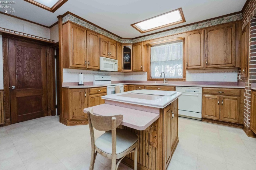 712 Tiffin Street, Fostoria, 44830, 4 Bedrooms Bedrooms, ,1 BathroomBathrooms,Residential,For Sale,Tiffin,20254765