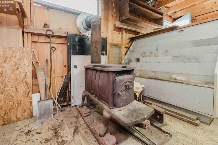 712 Tiffin Street, Fostoria, 44830, 4 Bedrooms Bedrooms, ,1 BathroomBathrooms,Residential,For Sale,Tiffin,20254765