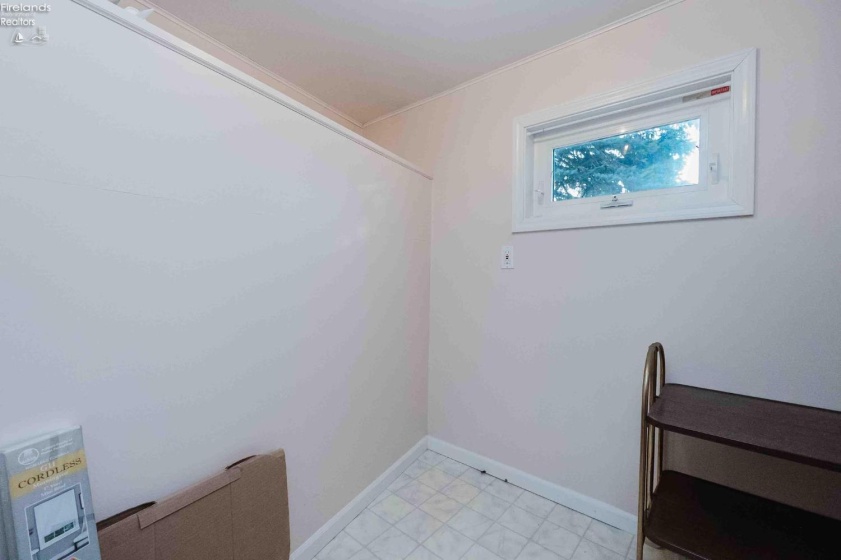 712 Tiffin Street, Fostoria, 44830, 4 Bedrooms Bedrooms, ,1 BathroomBathrooms,Residential,For Sale,Tiffin,20254765