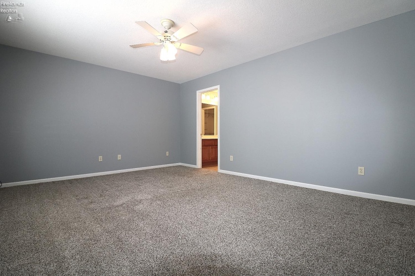 3 Fox Run, Norwalk, 44857, 2 Bedrooms Bedrooms, ,2 BathroomsBathrooms,Residential,For Sale,Fox Run,20254726