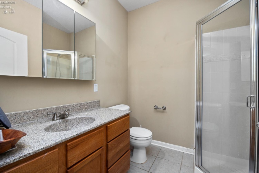 5537 Beavercrest Drive, Lorain, 44053, 2 Bedrooms Bedrooms, ,2 BathroomsBathrooms,Residential,For Sale,Beavercrest,20254767