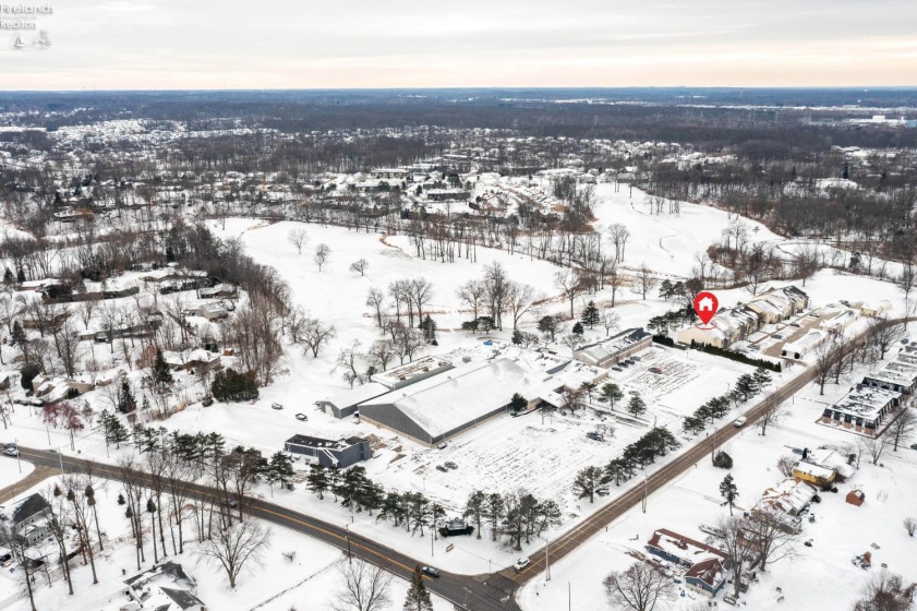 5537 Beavercrest Drive, Lorain, 44053, 2 Bedrooms Bedrooms, ,2 BathroomsBathrooms,Residential,For Sale,Beavercrest,20254767