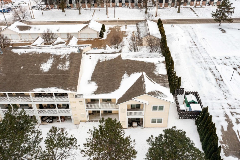 5537 Beavercrest Drive, Lorain, 44053, 2 Bedrooms Bedrooms, ,2 BathroomsBathrooms,Residential,For Sale,Beavercrest,20254767