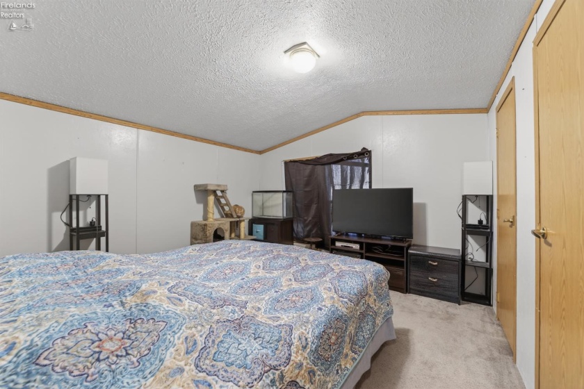 932 Skye Drive, Findlay, 45840, 2 Bedrooms Bedrooms, ,2 BathroomsBathrooms,Residential,For Sale,Skye Drive,20254771