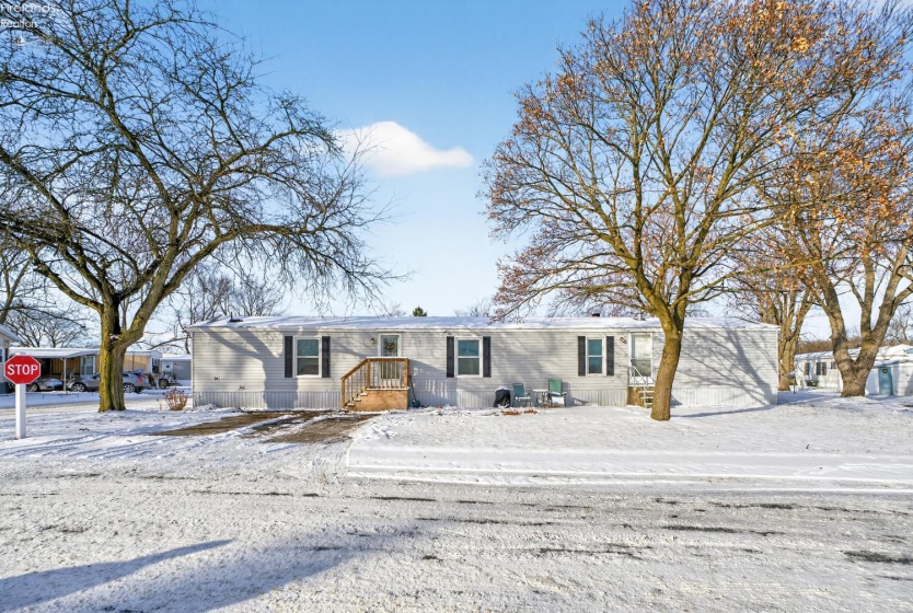 932 Skye Drive, Findlay, 45840, 2 Bedrooms Bedrooms, ,2 BathroomsBathrooms,Residential,For Sale,Skye Drive,20254771