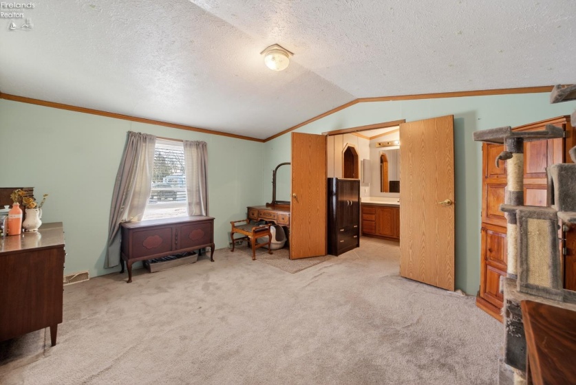 932 Skye Drive, Findlay, 45840, 2 Bedrooms Bedrooms, ,2 BathroomsBathrooms,Residential,For Sale,Skye Drive,20254771