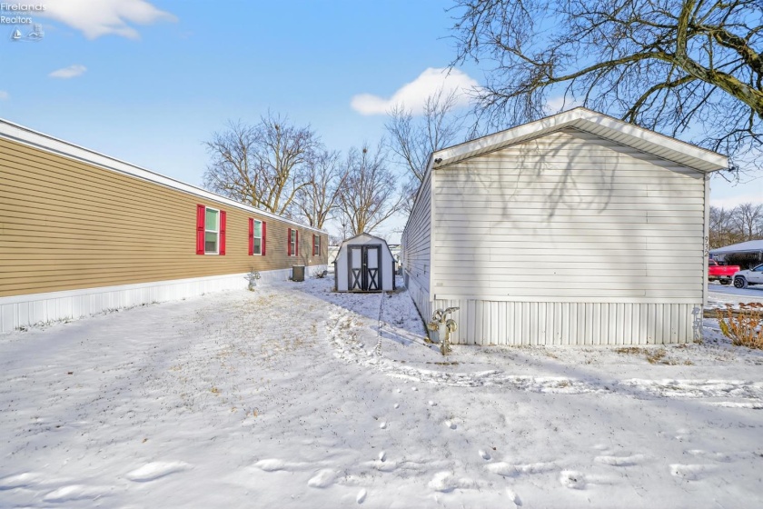 932 Skye Drive, Findlay, 45840, 2 Bedrooms Bedrooms, ,2 BathroomsBathrooms,Residential,For Sale,Skye Drive,20254771