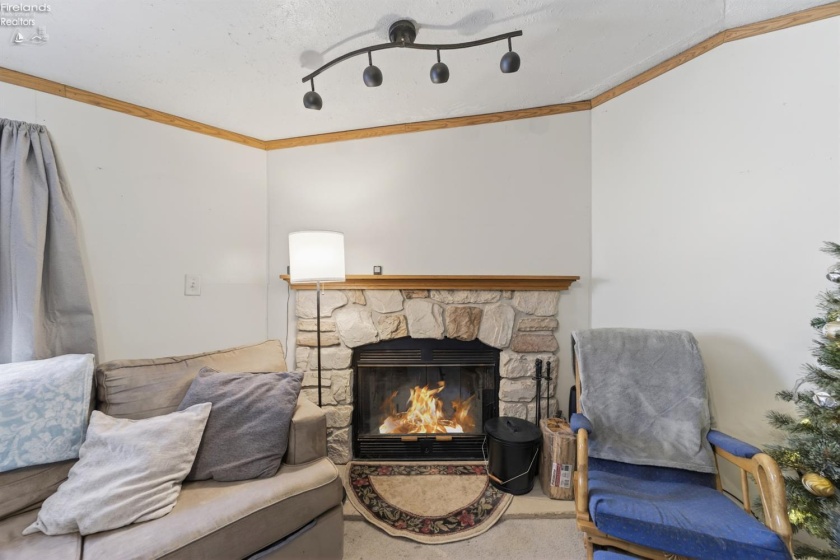 932 Skye Drive, Findlay, 45840, 2 Bedrooms Bedrooms, ,2 BathroomsBathrooms,Residential,For Sale,Skye Drive,20254771