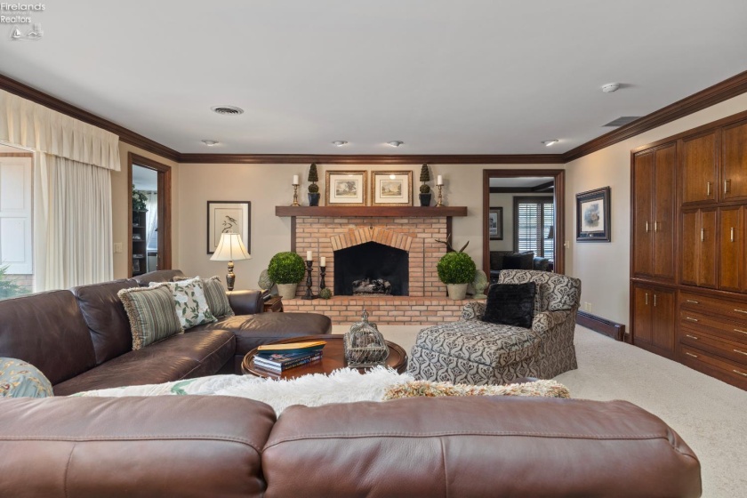 1711 Willow Drive, Sandusky, 44870, 4 Bedrooms Bedrooms, ,5 BathroomsBathrooms,Residential,For Sale,Willow,20254772