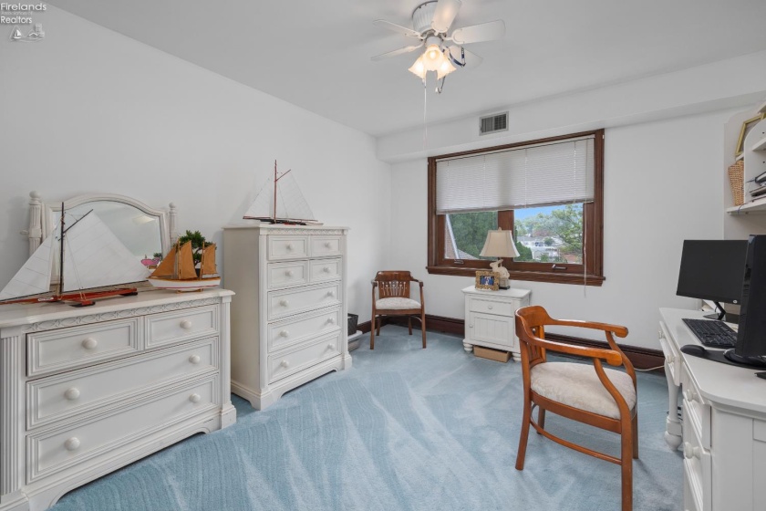 1711 Willow Drive, Sandusky, 44870, 4 Bedrooms Bedrooms, ,5 BathroomsBathrooms,Residential,For Sale,Willow,20254772