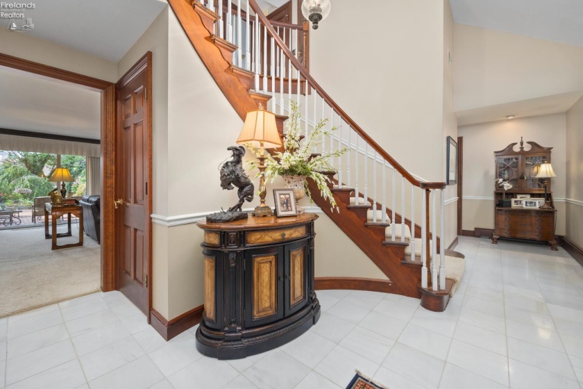 1711 Willow Drive, Sandusky, 44870, 4 Bedrooms Bedrooms, ,5 BathroomsBathrooms,Residential,For Sale,Willow,20254772