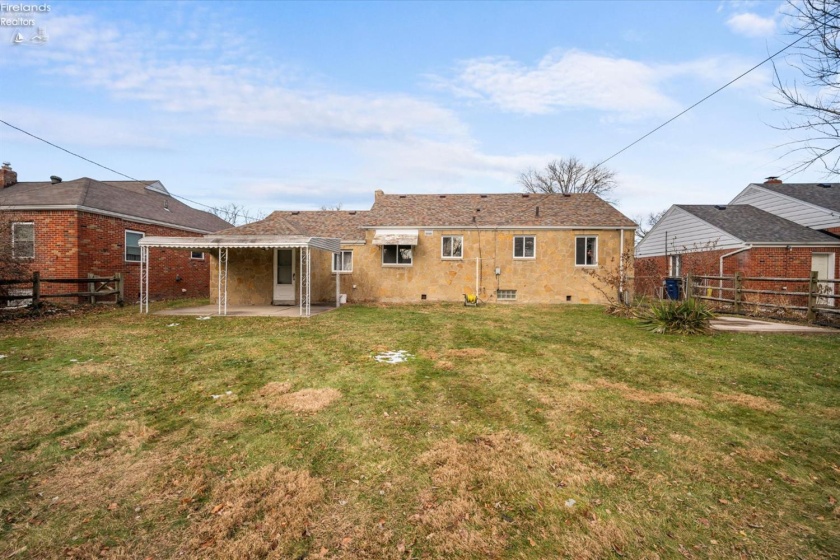 2849 Castleton, Toledo, 43613, 2 Bedrooms Bedrooms, ,1 BathroomBathrooms,Residential,For Sale,Castleton,20254735