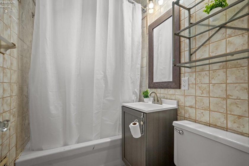 537 Clark Street, Willard, 44890, 2 Bedrooms Bedrooms, ,1 BathroomBathrooms,Residential,For Sale,Clark,20254759