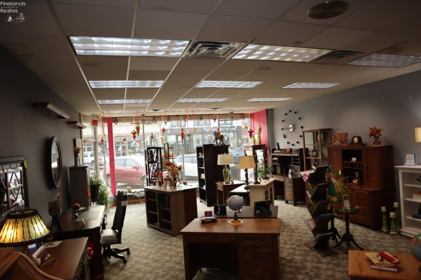 35 main Street, Norwalk, 44857, ,Commercial,For Sale,main,20254779