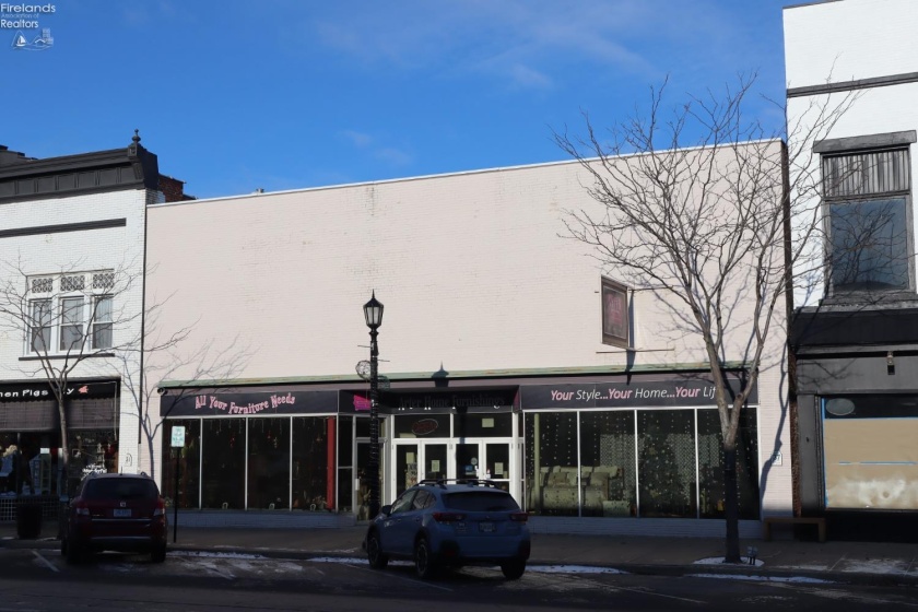 35 main Street, Norwalk, 44857, ,Commercial,For Sale,main,20254779