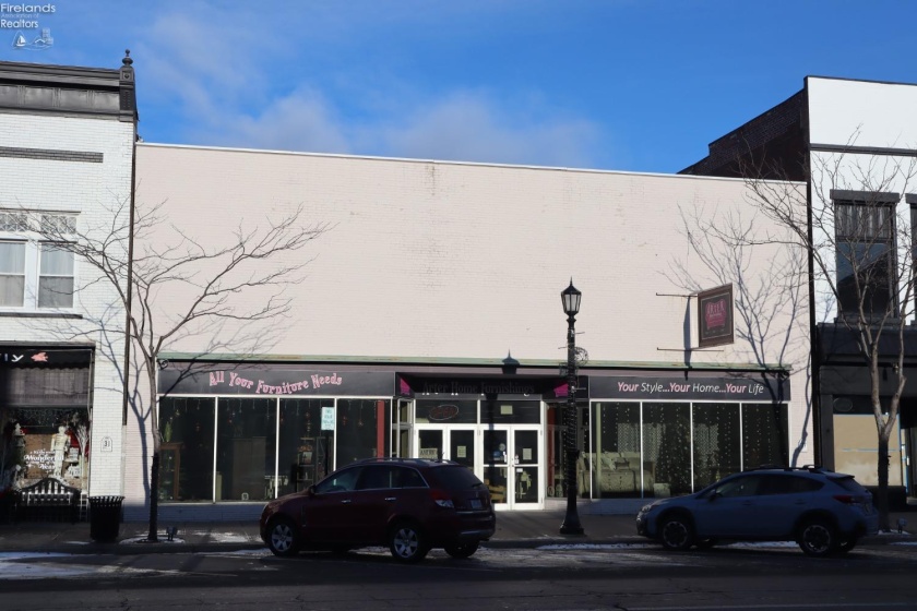 35 main Street, Norwalk, 44857, ,Commercial,For Sale,main,20254779