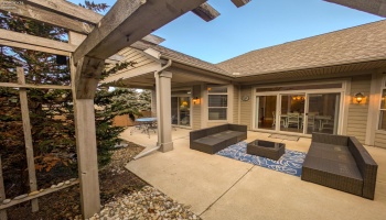 2696 Chateau Drive, Port Clinton, 43452, 2 Bedrooms Bedrooms, ,2 BathroomsBathrooms,Residential,For Sale,Chateau,20254769