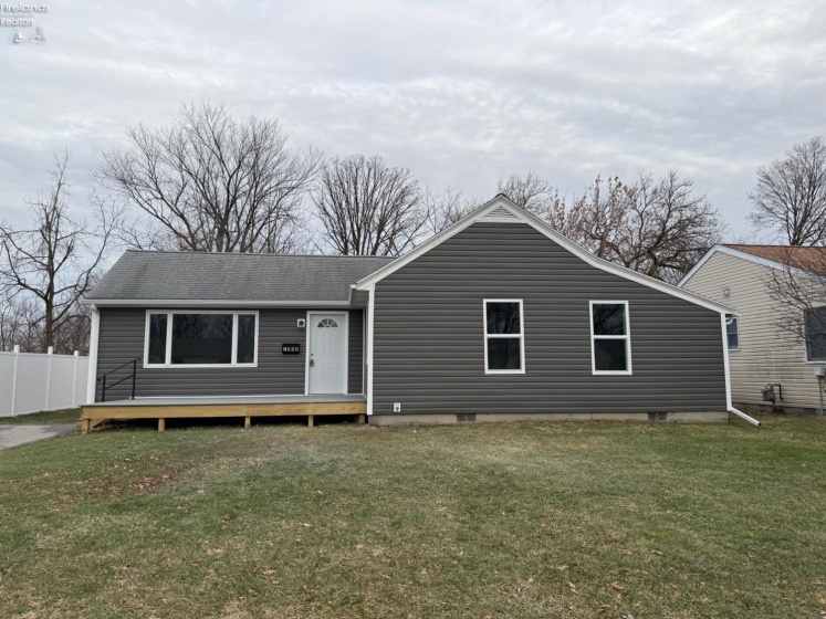 1448 Dixon Drive, Sandusky, 44870, 3 Bedrooms Bedrooms, ,1 BathroomBathrooms,Residential,For Sale,Dixon,20254785