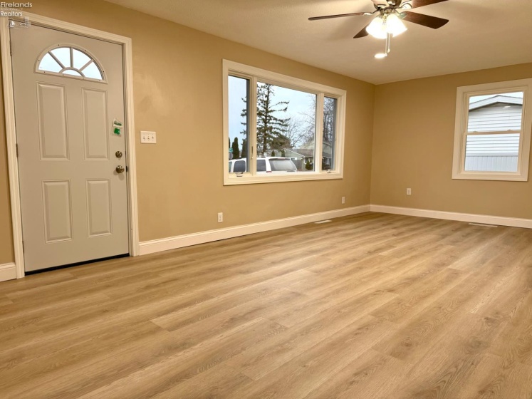 1448 Dixon Drive, Sandusky, 44870, 3 Bedrooms Bedrooms, ,1 BathroomBathrooms,Residential,For Sale,Dixon,20254785