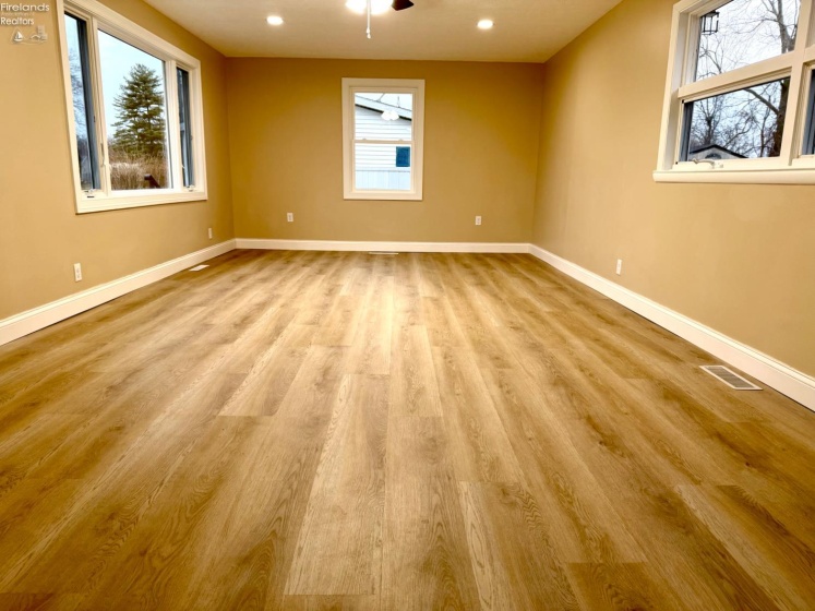 1448 Dixon Drive, Sandusky, 44870, 3 Bedrooms Bedrooms, ,1 BathroomBathrooms,Residential,For Sale,Dixon,20254785